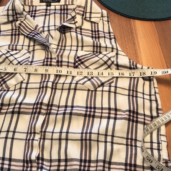 NWOT Valvet Heart. - Picture 8 of 8